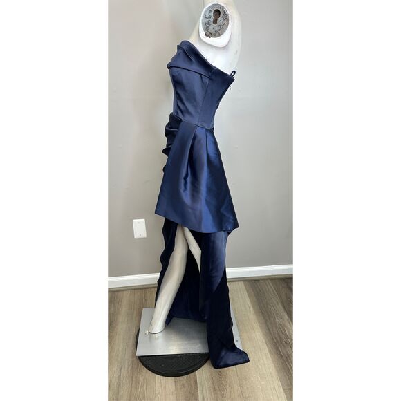Nicholas the Label Erelyn Satin Strapless Gown Size 0 $595 - Picture 9 of 12